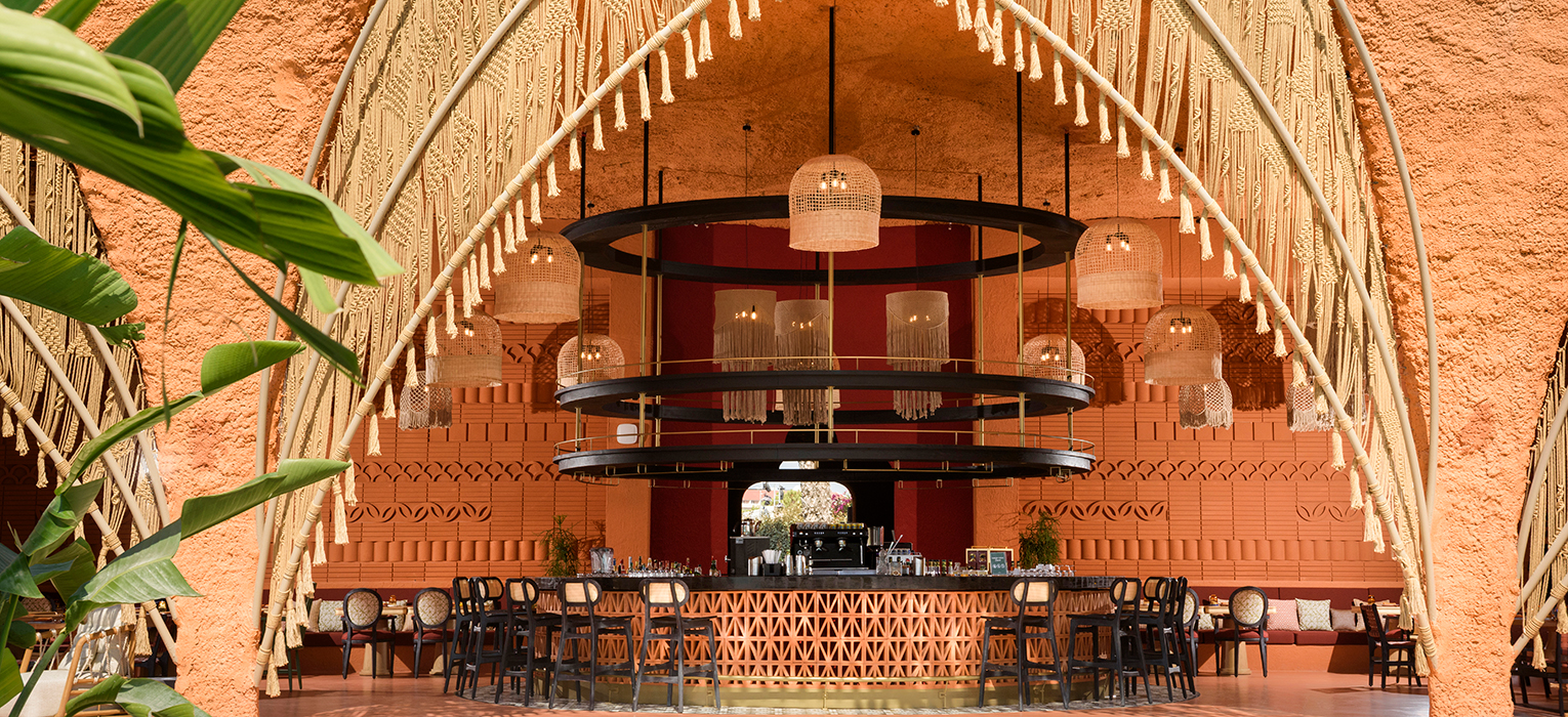 REGNUM THE CROWN MEXA 11 Slider1