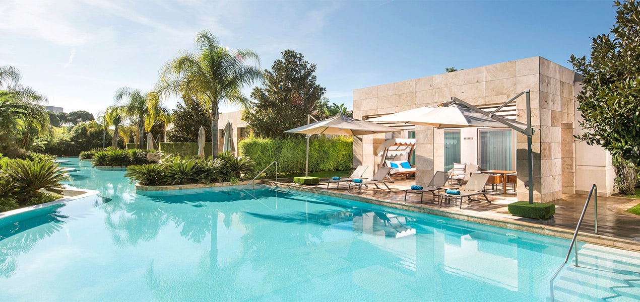 Akra Hotels Pearl Pool Suite Slider 1