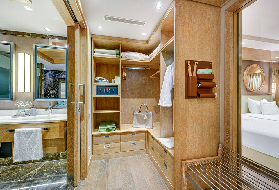 Regnumcarya Pearlpoolroom 07